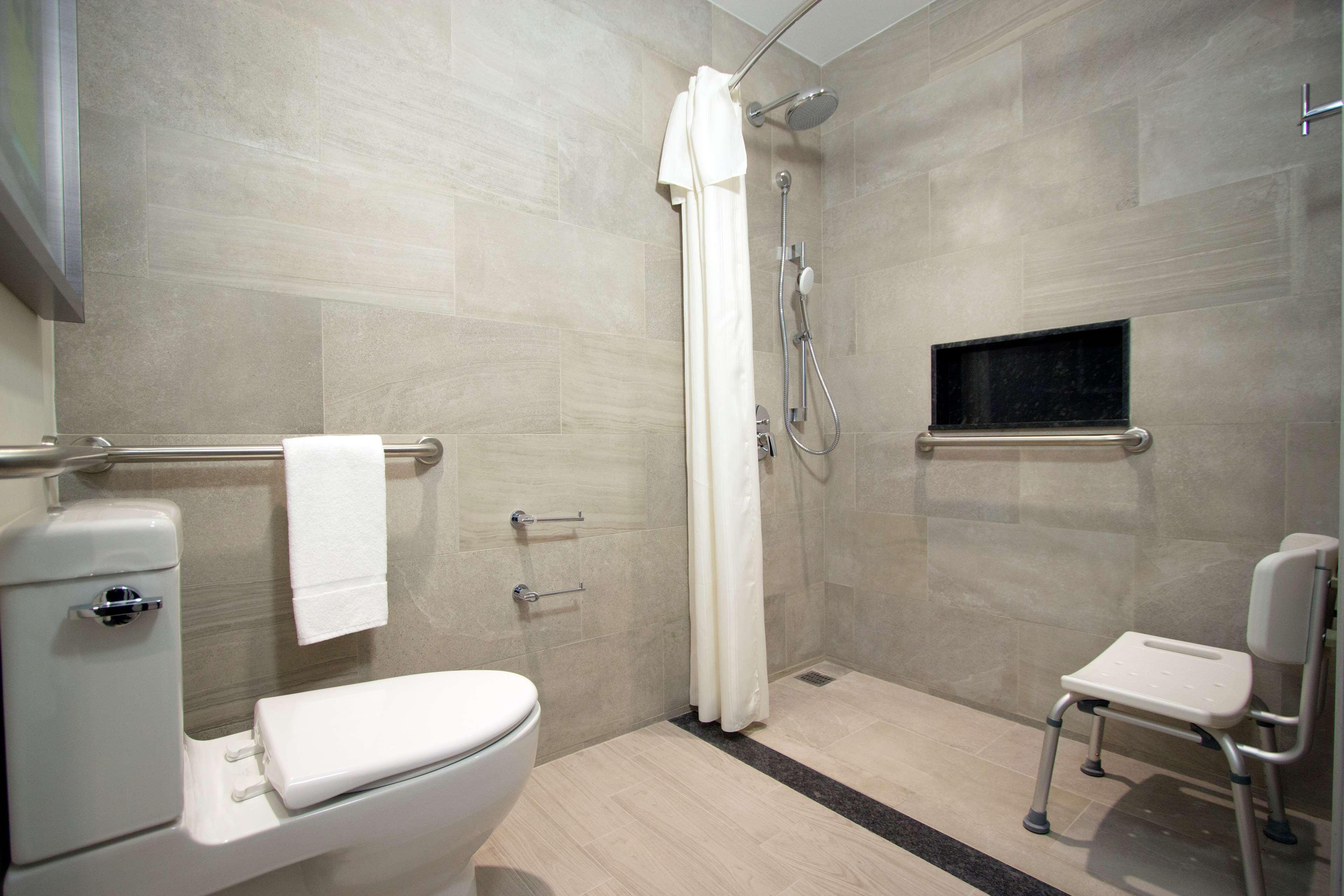 Fiesta Inn Suites Aeropuerto Del Bajio Silao Εξωτερικό φωτογραφία